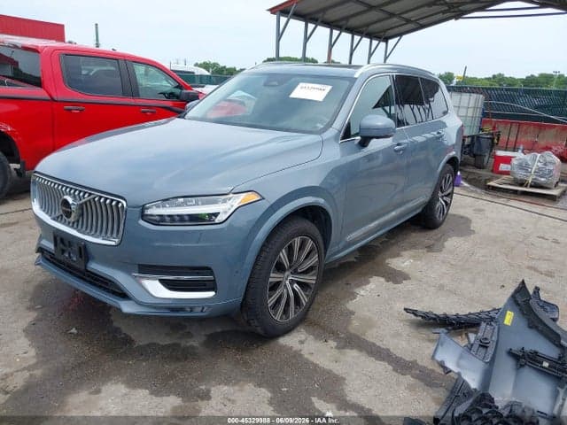 2023 VOLVO XC90 B5 2