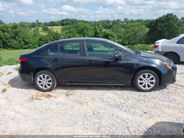 2022 TOYOTA COROLLA LE 12