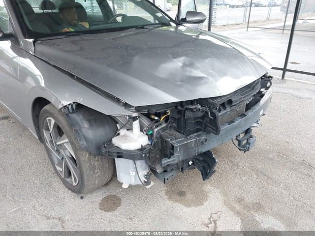 2024 HYUNDAI ELANTRA SEL 6