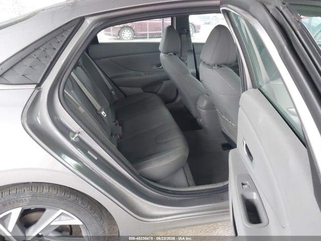 2024 HYUNDAI ELANTRA SEL 8