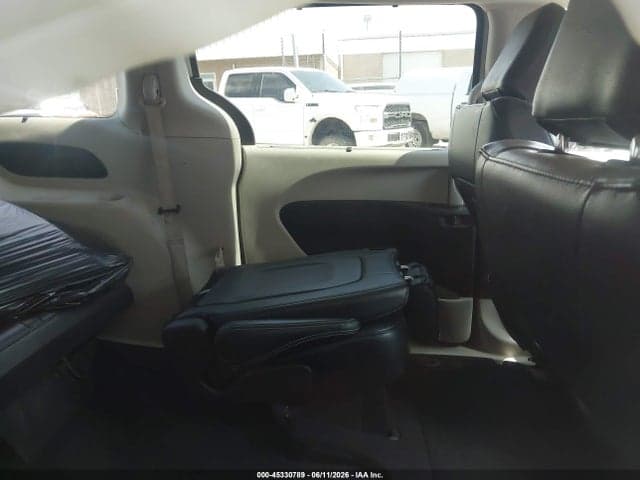 2022 CHRYSLER PACIFICA TOURING L 8