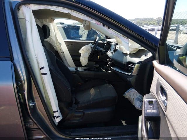 2021 NISSAN ROGUE SV FWD 5