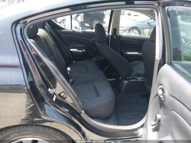 2019 NISSAN VERSA 1.6 S+ 8