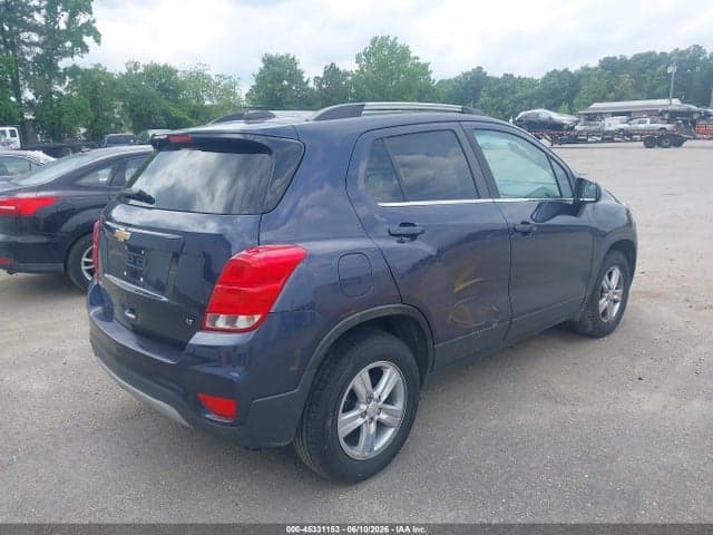2019 CHEVROLET TRAX LT 4