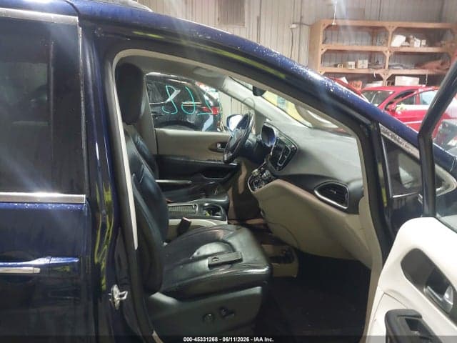 2017 CHRYSLER PACIFICA TOURING-L PLUS 5