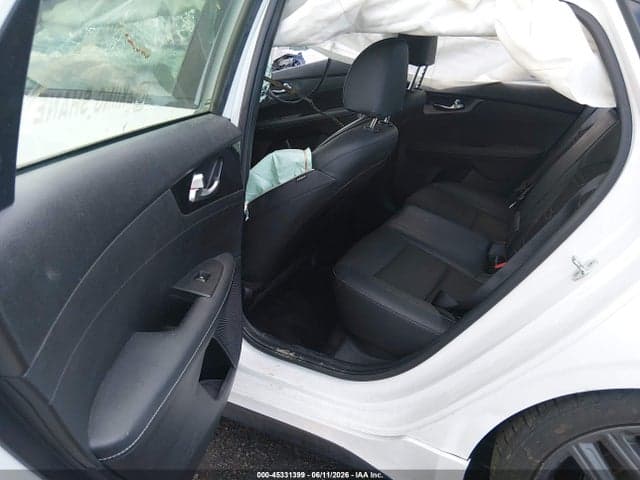 2021 KIA FORTE GT-LINE 8