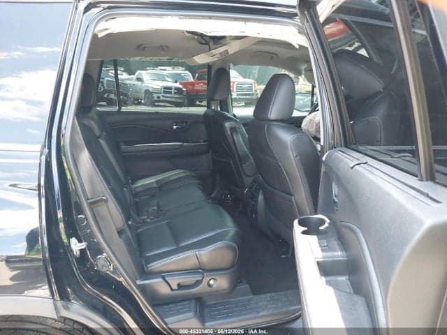 2019 HONDA PILOT TOURING 8