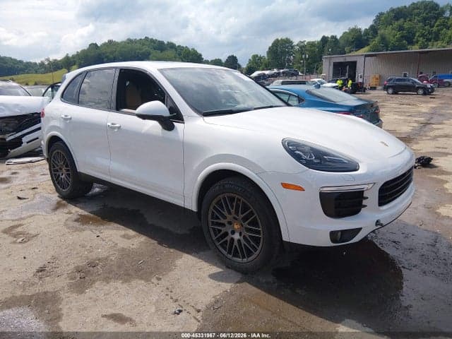 2017 PORSCHE CAYENNE PLATINUM