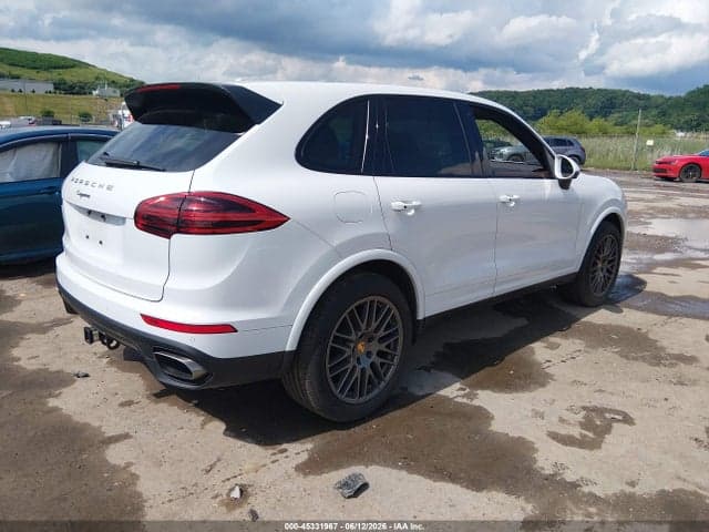 2017 PORSCHE CAYENNE PLATINUM 4