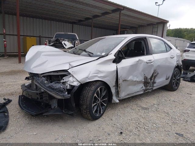 2017 TOYOTA COROLLA SE 2