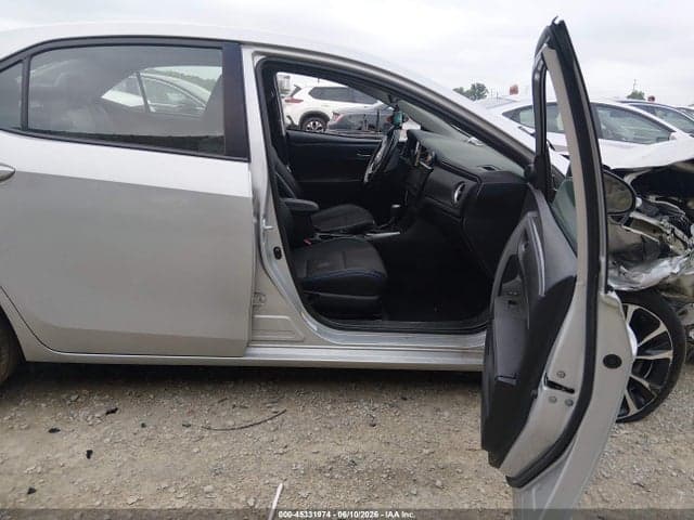 2017 TOYOTA COROLLA SE 5