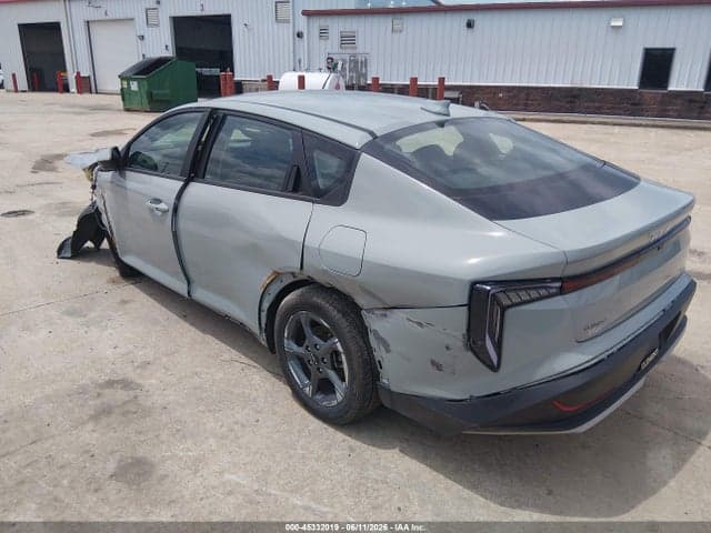 2025 KIA K4 LXS 3