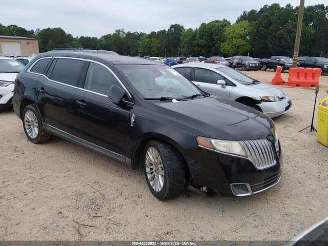 2010 LINCOLN MKT 1