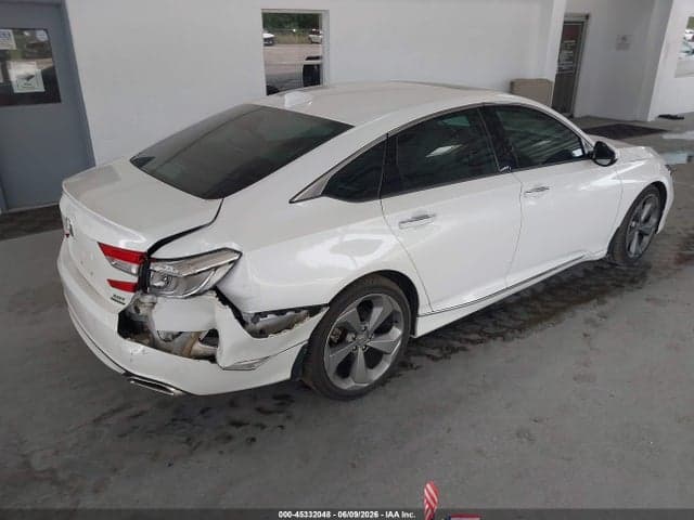 2020 HONDA ACCORD TOURING 4