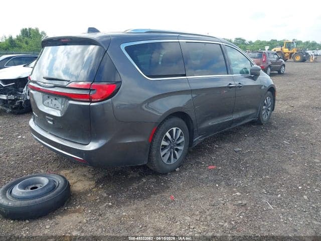 2021 CHRYSLER PACIFICA TOURING L 4