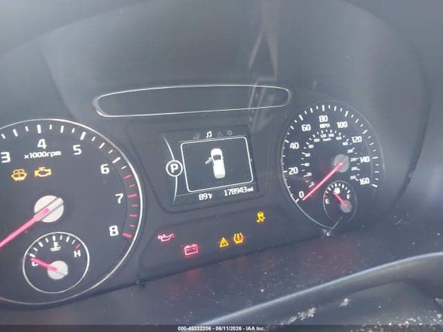 2017 KIA SORENTO 2.4L LX 7