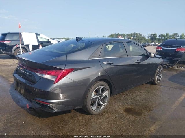 2021 HYUNDAI ELANTRA SEL 4