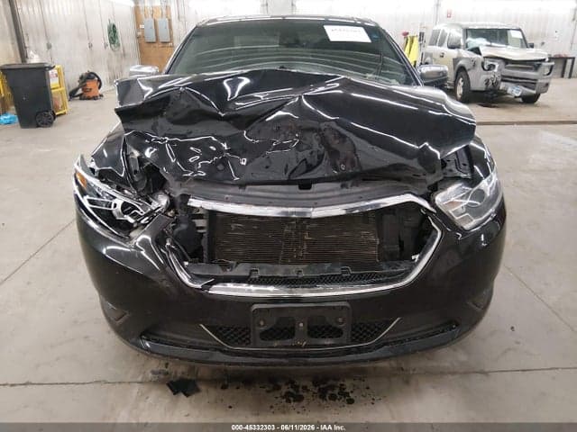 2019 FORD TAURUS LIMITED 6