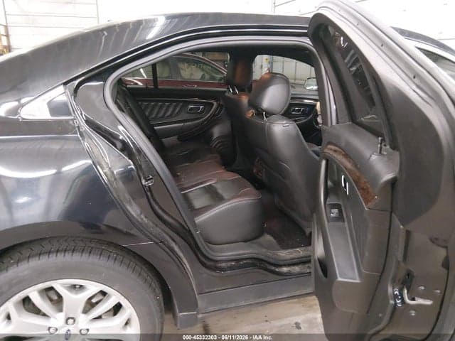 2019 FORD TAURUS LIMITED 8