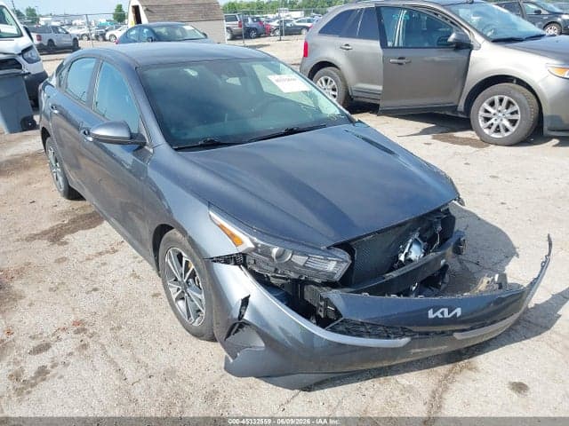 2024 KIA FORTE LXS 1