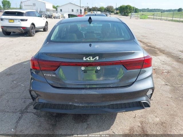 2024 KIA FORTE LXS 16
