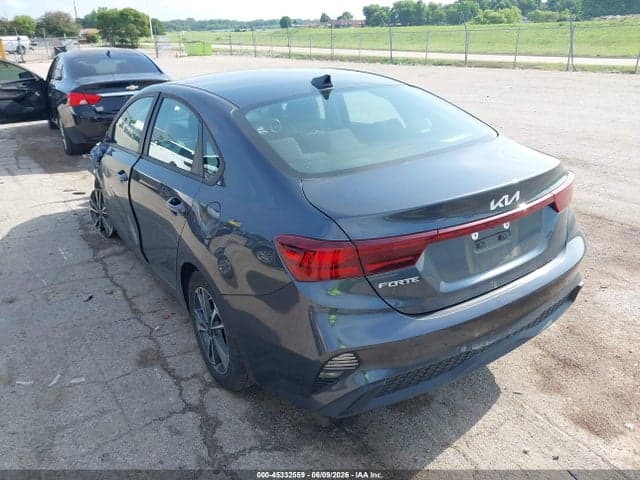 2024 KIA FORTE LXS 3