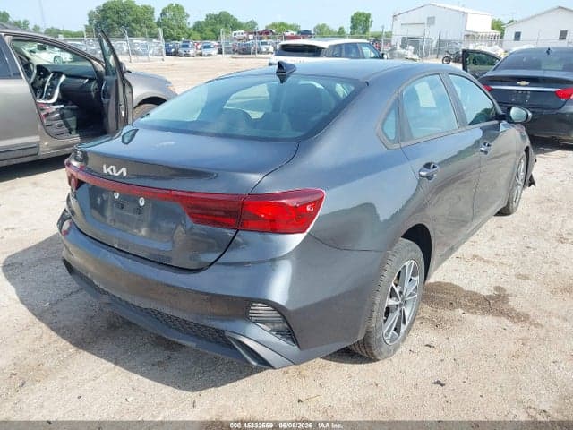 2024 KIA FORTE LXS 4