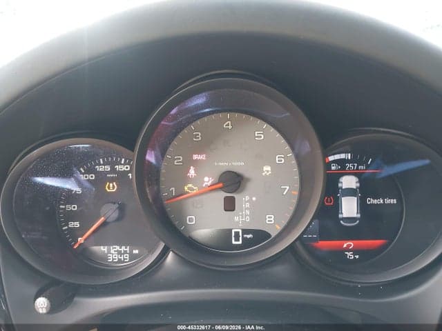 2021 PORSCHE MACAN S 8