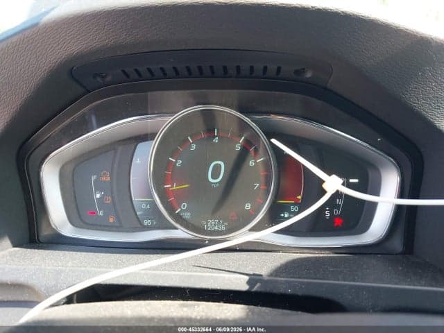 2015 VOLVO S60 T6 7
