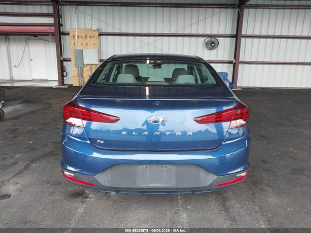 2020 HYUNDAI ELANTRA SE 21
