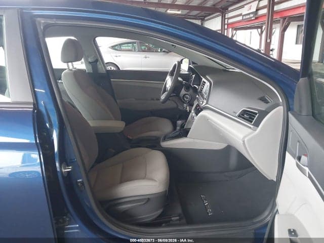 2020 HYUNDAI ELANTRA SE 5