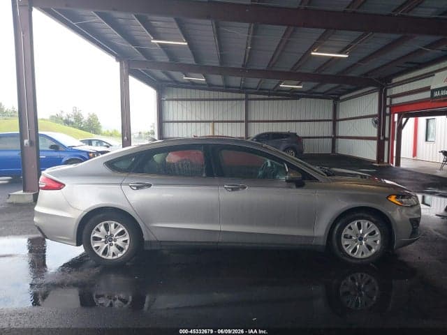 2020 FORD FUSION S 18