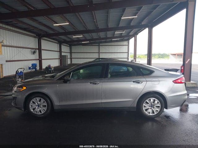2020 FORD FUSION S 19