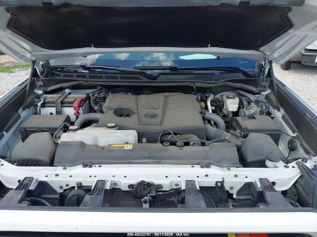 2025 TOYOTA TUNDRA SR5 11