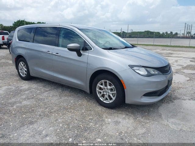 2021 CHRYSLER VOYAGER LX