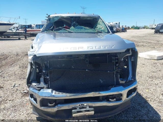 2023 FORD F-350 XLT 6