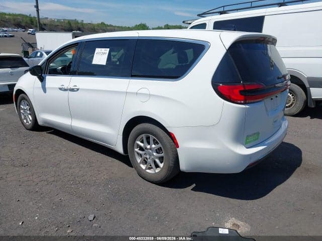 2024 CHRYSLER PACIFICA TOURING L 3