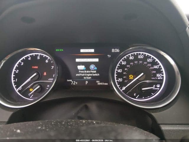 2019 TOYOTA CAMRY XLE 7