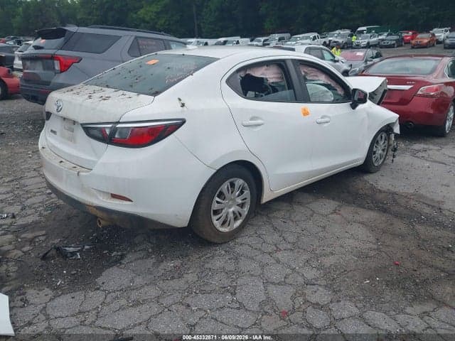 2019 TOYOTA YARIS L 4