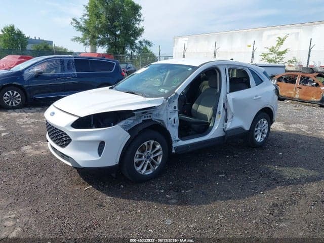2020 FORD ESCAPE SE 2