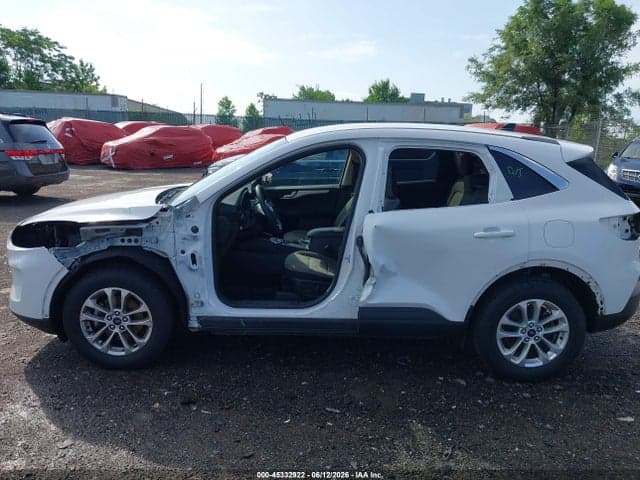 2020 FORD ESCAPE SE 6