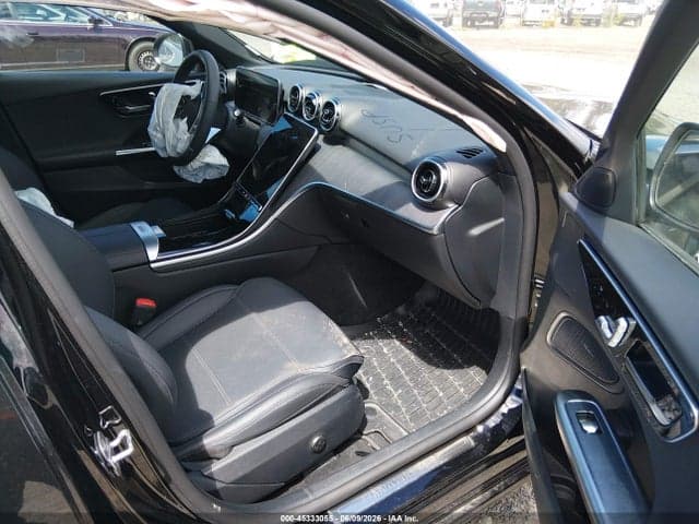 2025 MERCEDES-BENZ C 300 5