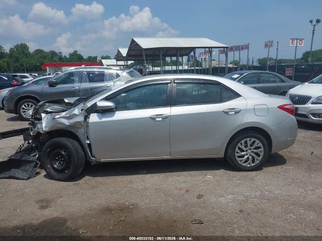 2017 TOYOTA COROLLA LE 15