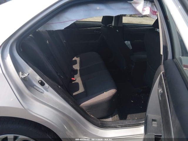 2017 TOYOTA COROLLA LE 8