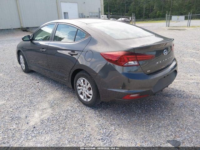 2020 HYUNDAI ELANTRA SE 3