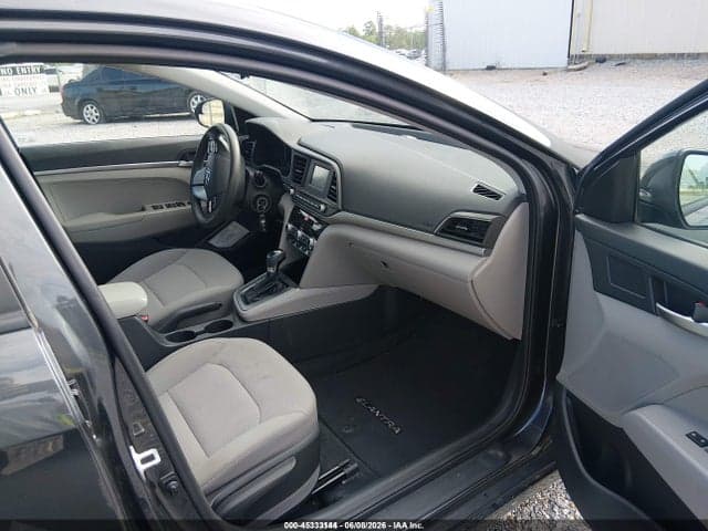 2020 HYUNDAI ELANTRA SE 5