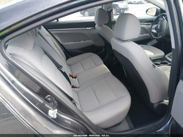 2020 HYUNDAI ELANTRA SE 8