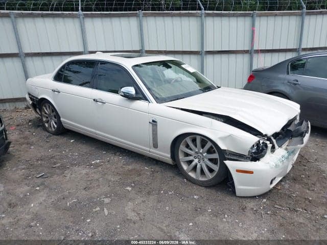 2008 JAGUAR XJ VANDEN