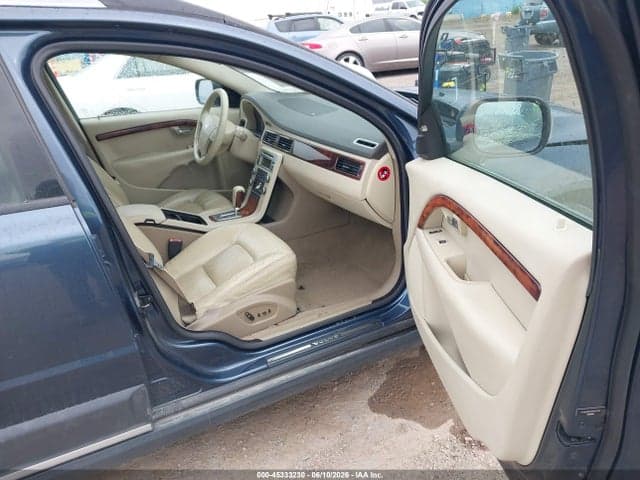 2008 VOLVO XC70 3.2 5