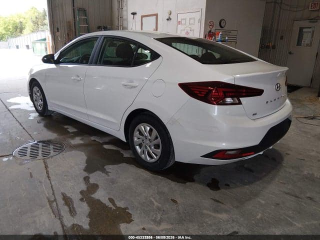 2020 HYUNDAI ELANTRA SE 3